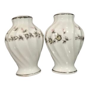 Style House Picardy Platinum Elegant Floral Salt And‎ Pepper Shaker Lot Bundle